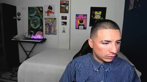 Snapshot of sweet_boys_xx chatting on 10, 10, 2025 CristianBrayan PVT OPEN online show from 10, 10, 2025