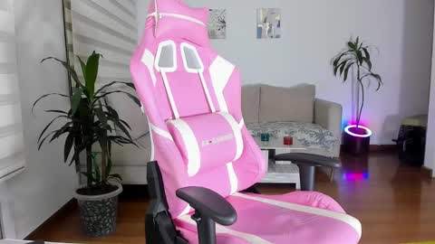 Snapshot of sweet_brunette88 chatting on 7, 12, 2024 sweet_brunette88 online show from 7, 12, 2024