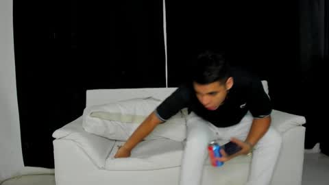 Snapshot of sweet_bunny29 chatting on 21, 10, 2025 x Angelica Daniels - mod Tio willy online show from 21, 10, 2025