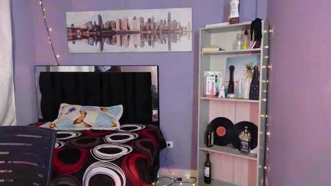 Candy online show from 19, 11, 2025