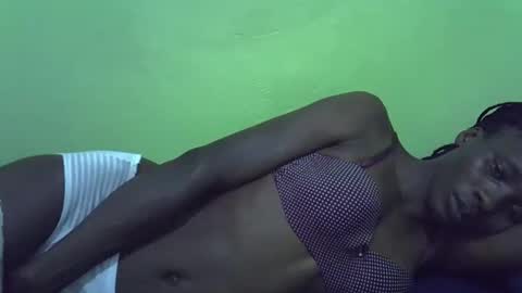 sweet_candie01 online show from 25, 10, 2025