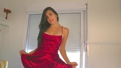 Snapshot of sweet_chilli_ chatting on 16, 2, 2025 Bruna - Live on December - My wishlist online show from 16, 2, 2025