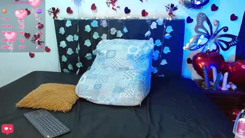 Snapshot of sweet_devil2 chatting on 20, 2, 2025 kandy muller online show from 20, 2, 2025