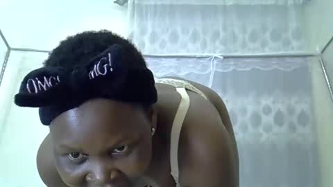 Snapshot of sweet_dori33 chatting on 19, 5, 2026 sweet_dori33 online show from 19, 5, 2026