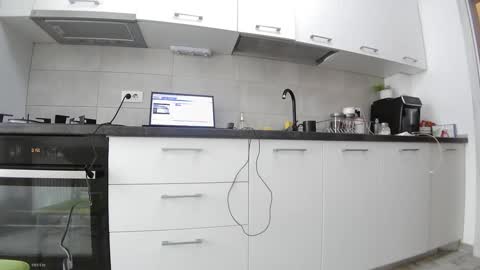           online show from 4, 2, 2025