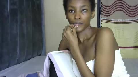 sweet_freaky online show from 24, 4, 2026