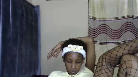 Snapshot of sweet_freaky chatting on 5, 6, 2026 sweet_freaky online show from 5, 6, 2026