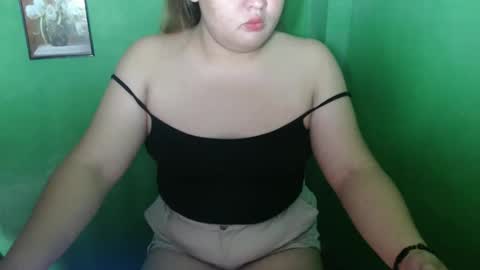 sweet_frex123 online show from 15, 9, 2025