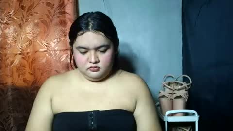 sweet_frex123 online show from 27, 7, 2026