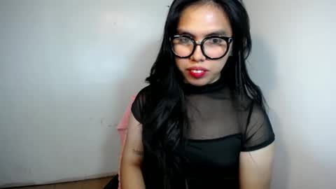 Snapshot of sweet_kyline69 chatting on 28, 11, 2025 sweet_kyline69 online show from 28, 11, 2025