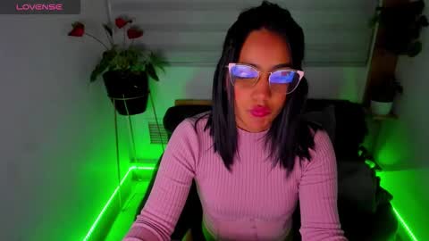Lina online show from 6, 2, 2026