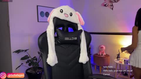 free            private online show from 19, 1, 2025