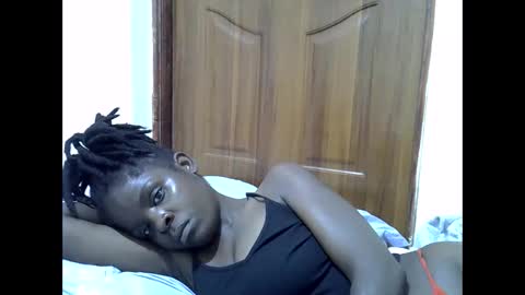 Snapshot of sweet_lma chatting on 6, 6, 2026 sweet_lma online show from 6, 6, 2026