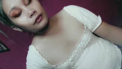 SWEET LOVE online show from 8, 10, 2025