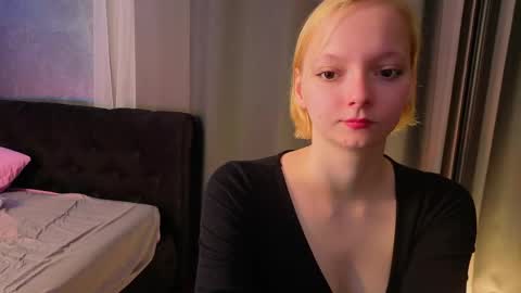 Snapshot of sweet_lynx chatting on 20, 4, 2026 Lana online show from 20, 4, 2026