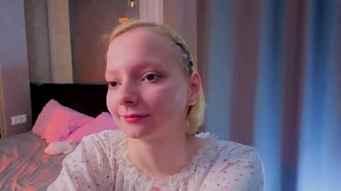 Snapshot of sweet_lynx chatting on 27, 4, 2026 Lana online show from 27, 4, 2026