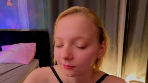 Snapshot of sweet_lynx chatting on 14, 5, 2026 Lana online show from 14, 5, 2026