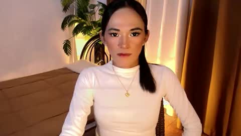 Snapshot of sweet_marry143 chatting on 19, 5, 2026 marry online show from 19, 5, 2026