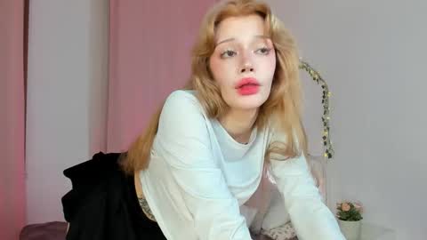 Melissa. Join me on Fansly link in social medias online show from 28, 3, 2026