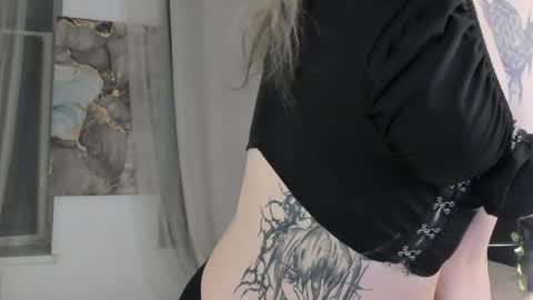 Snapshot of sweet_melissa133 chatting on 5, 6, 2026 Melissa. Join me on Fansly link in social medias online show from 5, 6, 2026