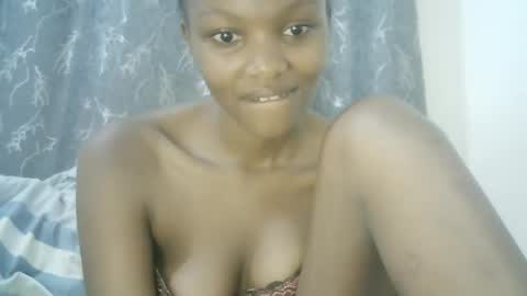 Snapshot of sweet_mellanie001 chatting on 11, 3, 2025 sweet_mellanie001 online show from 11, 3, 2025