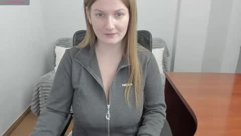 Snapshot of sweet_melody_of_ur_heart chatting on 13, 1, 2026 Mila online show from 13, 1, 2026