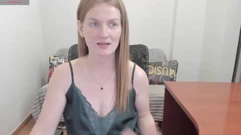 Snapshot of sweet_melody_of_ur_heart chatting on 14, 6, 2026 Mila online show from 14, 6, 2026