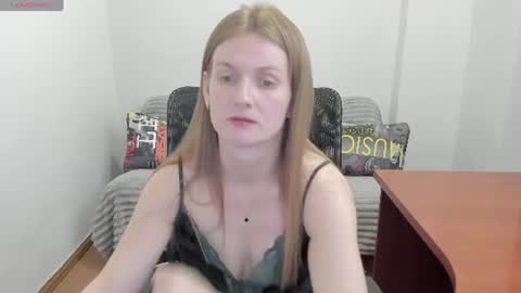 Snapshot of sweet_melody_of_ur_heart chatting on 16, 6, 2026 Mila online show from 16, 6, 2026