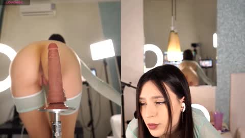 Snapshot of sweet_mistie chatting on 4, 12, 2025 Misty online show from 4, 12, 2025