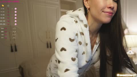 Dana online show from 8, 12, 2024