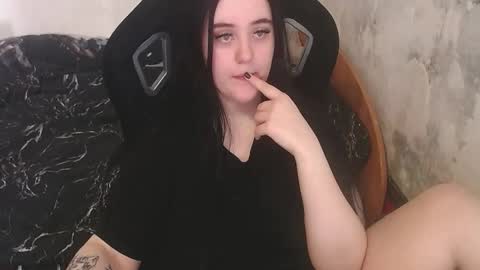 sweet_my_dream online show from 13, 3, 2026