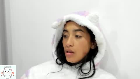 Nhaomy online show from 17, 9, 2025