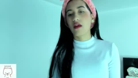 Nhaomy online show from 7, 11, 2025