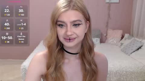 sweet_nicole_333 online show from 12, 3, 2025