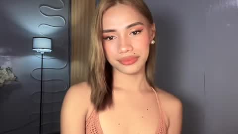 sweet_nikki03 online show from 6, 6, 2026