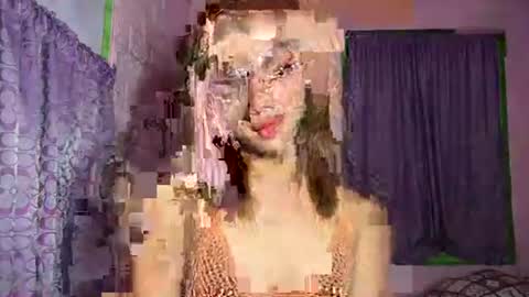 sweet_nikki03 online show from 10, 6, 2026
