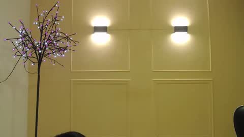 My name is Catalina. Please say hello I like to chat with you. If you have requests please use tip online show from 21, 1, 2025