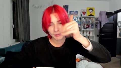 Snapshot of sweet_peach__ chatting on 14, 11, 2025 kira online show from 14, 11, 2025