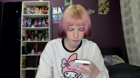 kira online show from 27, 4, 2026