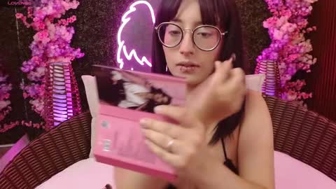 Snapshot of sweet_roxanee chatting on 25, 2, 2026 Roxanee online show from 25, 2, 2026