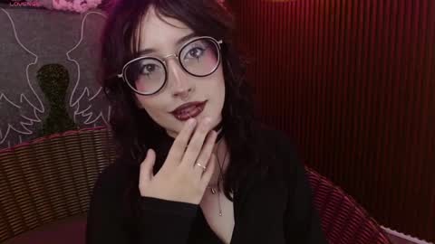 Roxanee online show from 27, 4, 2026