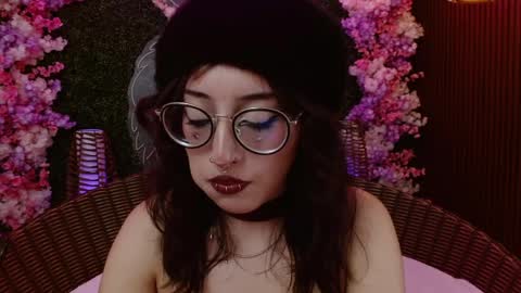Roxanee online show from 2, 5, 2026