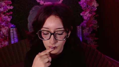 Roxanee online show from 30, 5, 2026