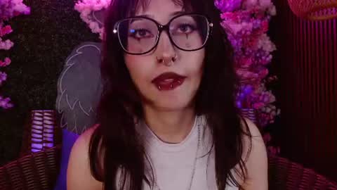 Roxanee online show from 20, 6, 2026