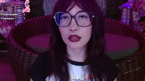 Roxanee online show from 10, 7, 2026
