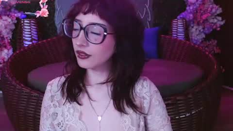 Roxanee online show from 22, 7, 2026