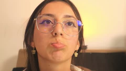 Sammy Lauren online show from 24, 2, 2026