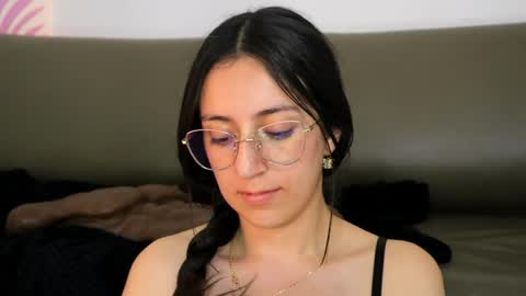 Sammy Lauren online show from 21, 4, 2026