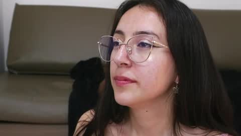 Sammy Lauren online show from 23, 4, 2026