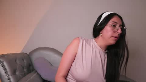 Sammy Lauren online show from 1, 6, 2026